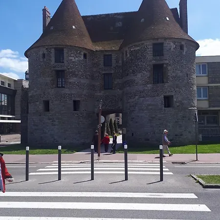 Le Kaleho, Grand Duplex Au Coeur De Dieppe - Netflix Exterior photo